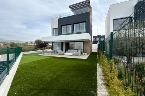 Villa i Estepona, Malaga, Estepona - € 900.000 | Ref: SRAT1 - foto 20